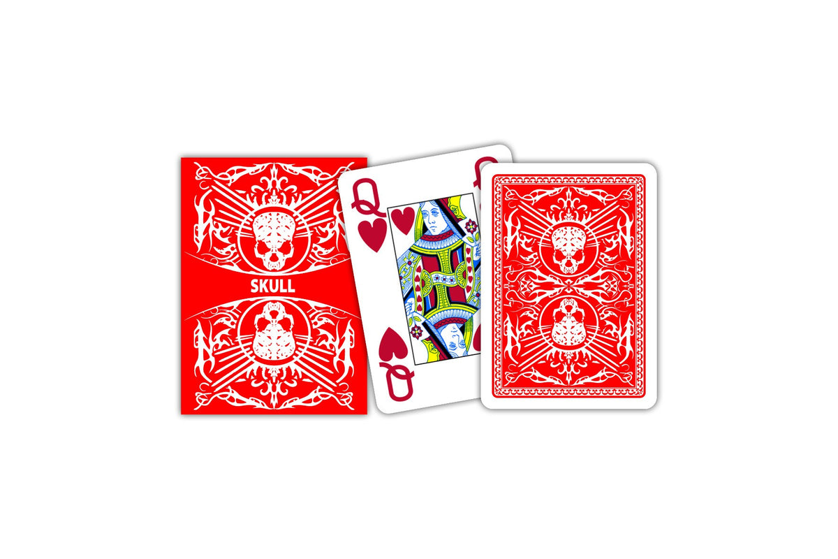 Modiano Skull Deck im Einsatz – professionelle Spielkarten mit Totenkopf-Motiv für Poker und Casino