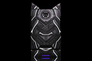 Ausziehbares Black Panther Tuck Case für Spielkarten