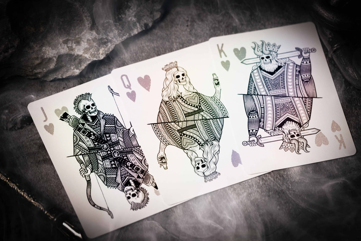 Limitierte 666 Playing Cards Jubiläumsedition mit Nummerierung