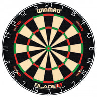 Hochwertige Sisaloberfläche der Winmau Blade 6 für regelmäßiges Training und lange Haltbarkeit.