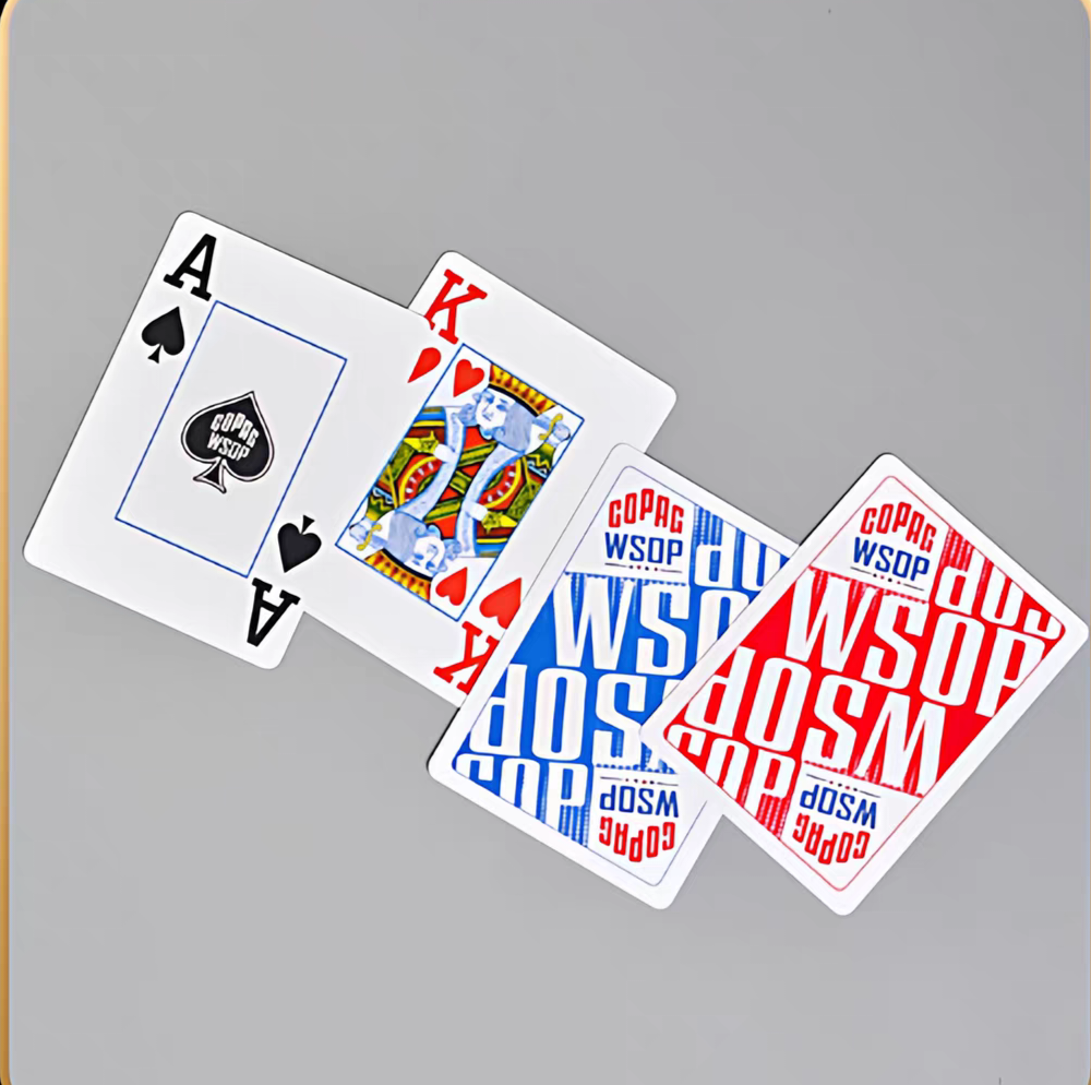 COPAG WSOP Pokerkarten aus 100 Prozent Plastik in Rot oder Blau